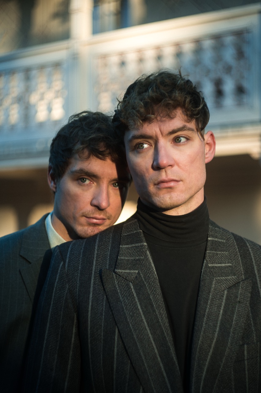 Heiko und Roman Portrait in einem Park